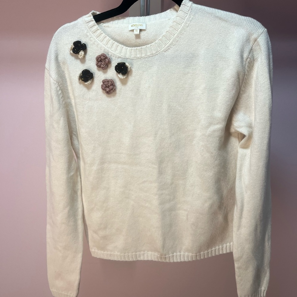 Girls sweater